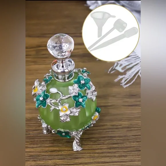 Vintage Green and Silver Floral Perfume Bottle(Empty) NWT - Picture 2 of 3